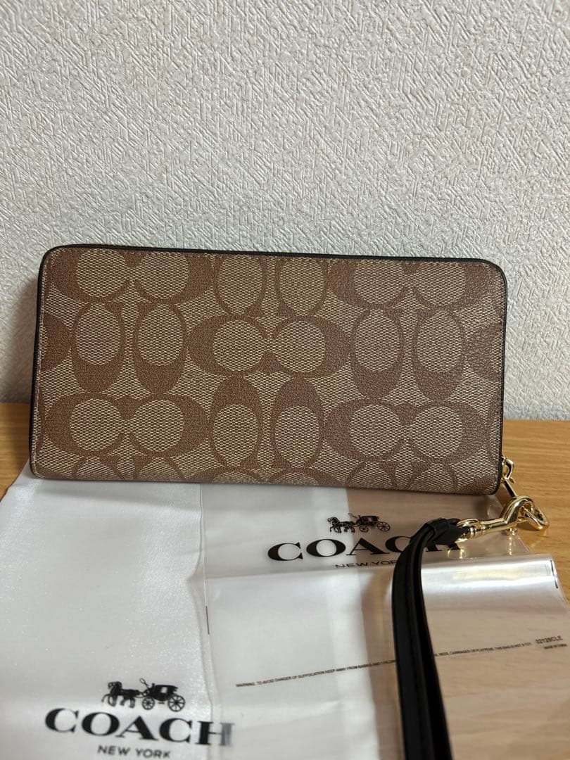 レア新品未使用品コーチ長財布