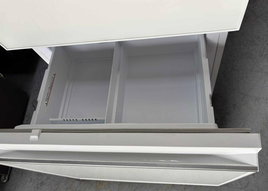 MITSUBISHI 3ドア冷蔵庫 フロントガラス330L MR-CG33E-W