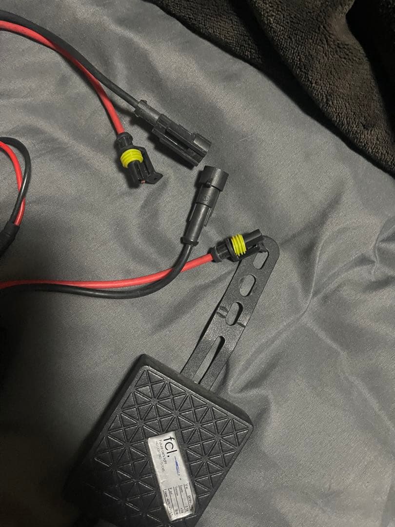 りゅう　c26 セレナイカリング付きヘッドライト