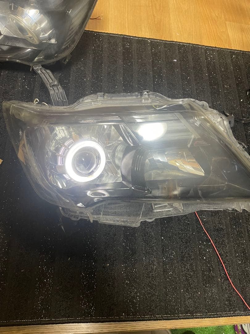 りゅう　c26 セレナイカリング付きヘッドライト