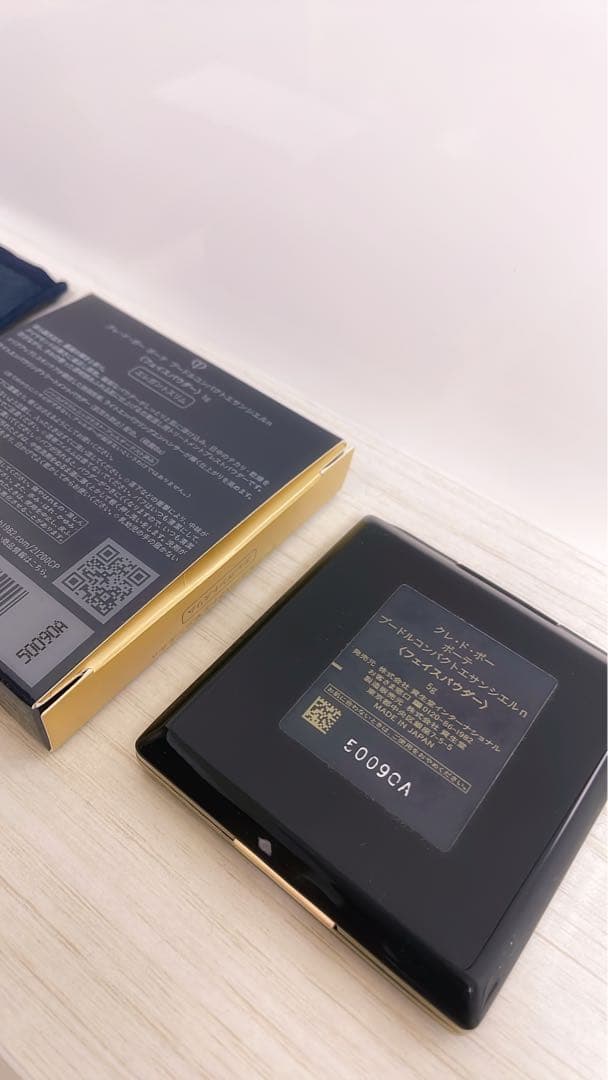 クレドポーボーテ プードルコンパクトエサンシエルn 美品