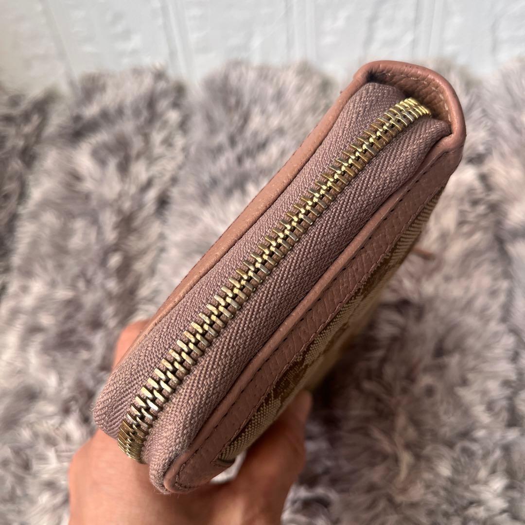 GUCCI GGキャンバス ラウンドジップ　インターロッキング　長財布　ピンク