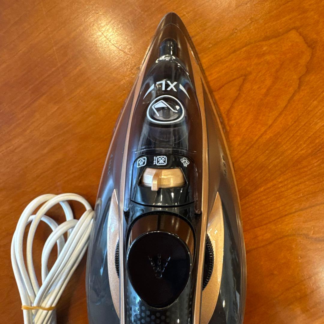 ティファール アイロン　T-falアルティメット6828