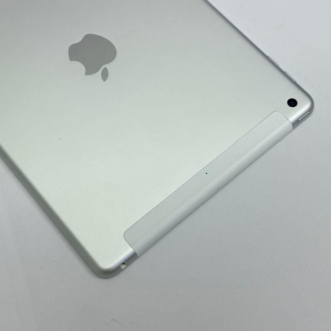 【良品】iPad 第6世代 Wi-Fi+Cellular 32GB シルバー