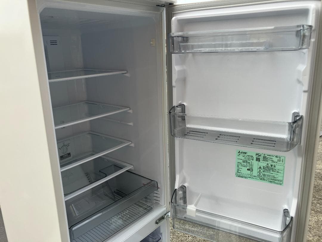 愛知岐阜/送料込★美品★三菱　168L　冷蔵庫 MR-P17G-W　2021年製