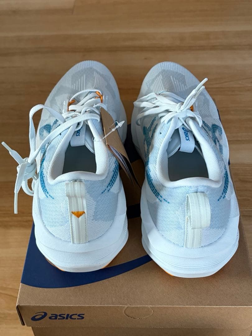 アシックスノヴァブラスト5 メンズ26cm NOVABLAST 5