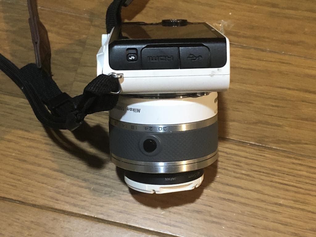 Nikon 1 J3 ホワイト 本体 付属品あり