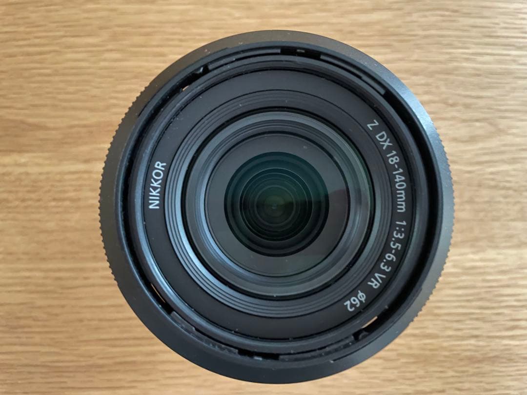 NIKKOR DX 18-140mm f/3.5-6.3 ズームレンズ