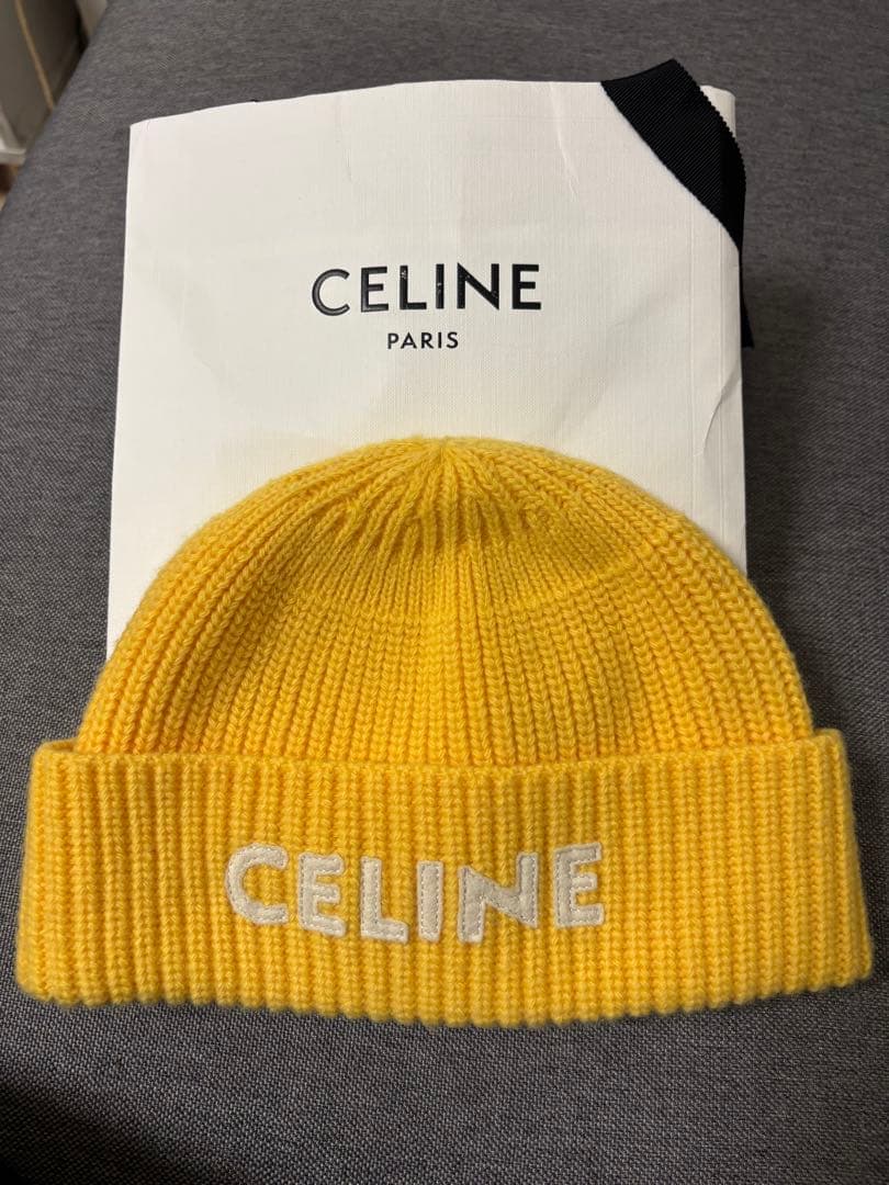セリーヌ　ニット帽