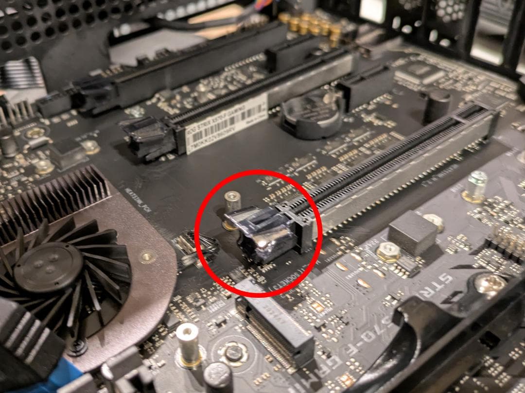 マザーボード Asus ROG STRIX X570 F-GAMING