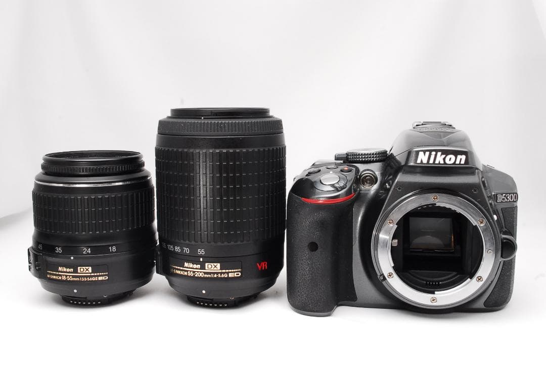 スマホ転送OK♥希少なグレー♥ダブルズーム♥ Nikon D5300