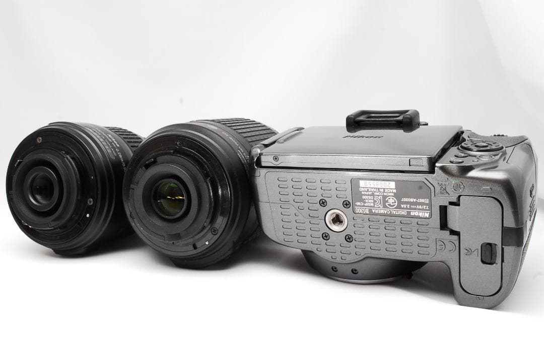 スマホ転送OK♥希少なグレー♥ダブルズーム♥ Nikon D5300
