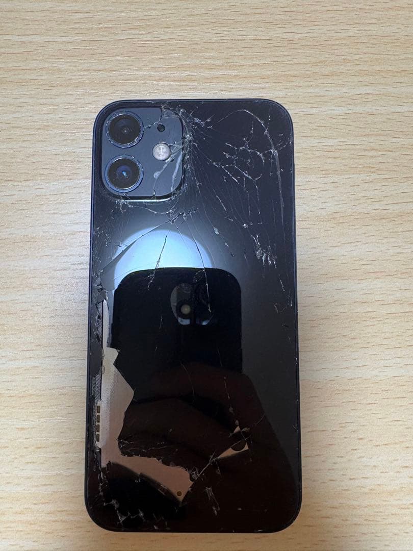 Apple iPhone 12 miniブラック 64GB ジャンク品