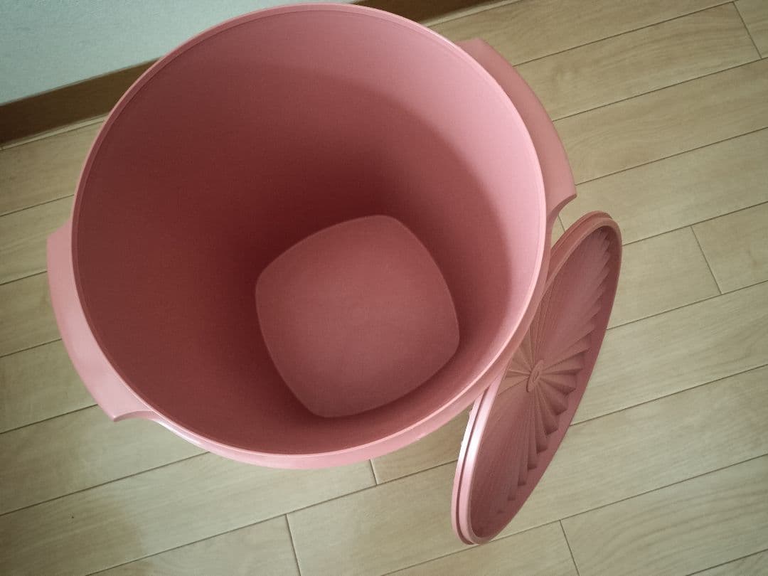 タッパーウエア マキシクイーンデコレーター＆マキシデコレーター＆ジャイアント3個