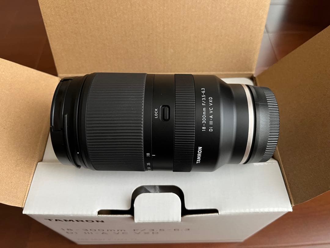 TAMRON 18-300mm F/3.5-6.3 Di III-A Eマウント