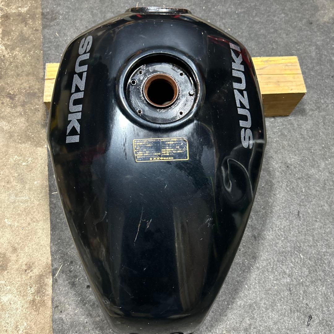 GSX400 インパルスSUZUKI バイクタンク 黒