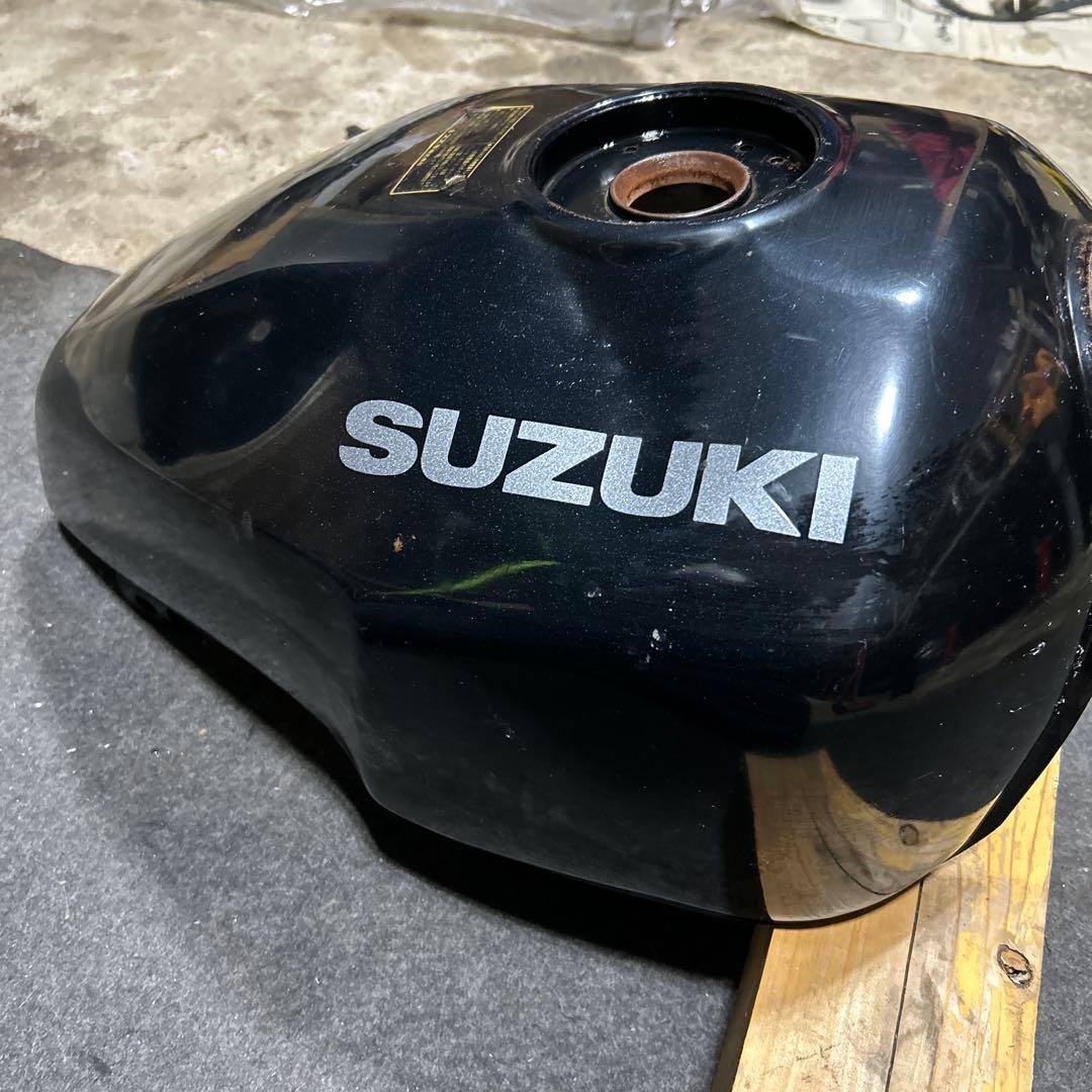 GSX400 インパルスSUZUKI バイクタンク 黒