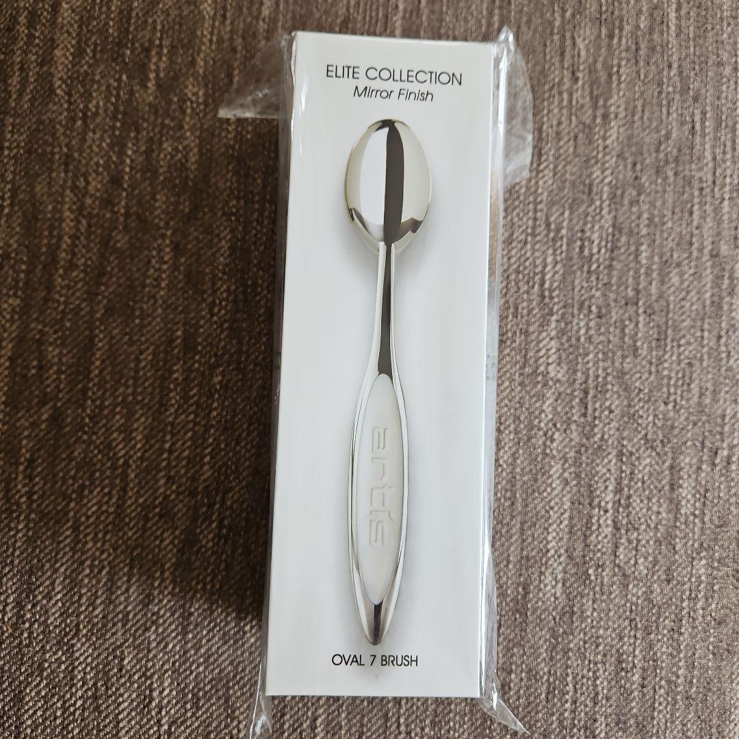 【新品 未使用】artis アーティス メイクアップブラシ オーバル7