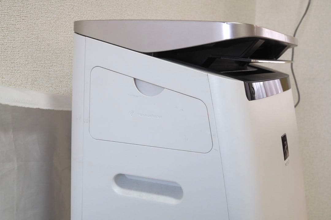 2020年製 SHARP 空気清浄機 プラズマクラスター　KI-JP100-W