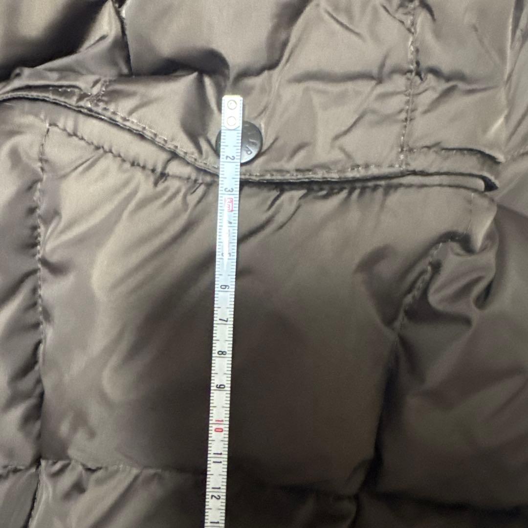 MONCLER ブラウン ダウンベスト フード付き