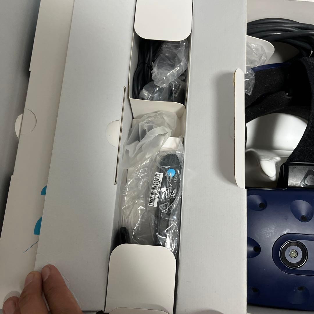 HTC VIVE Pro VRヘッドセット