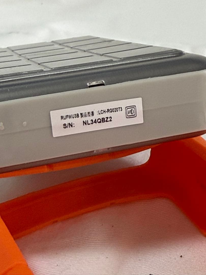 LaCie 外付けハードディスク 2TB オレンジ　ケースZEROSHOCK付き