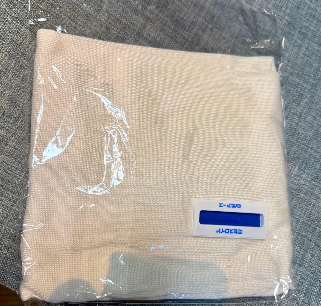 wafu【限定企画】シルク100％ の呼吸するトップス Ｍサイズ／ オフホワイト