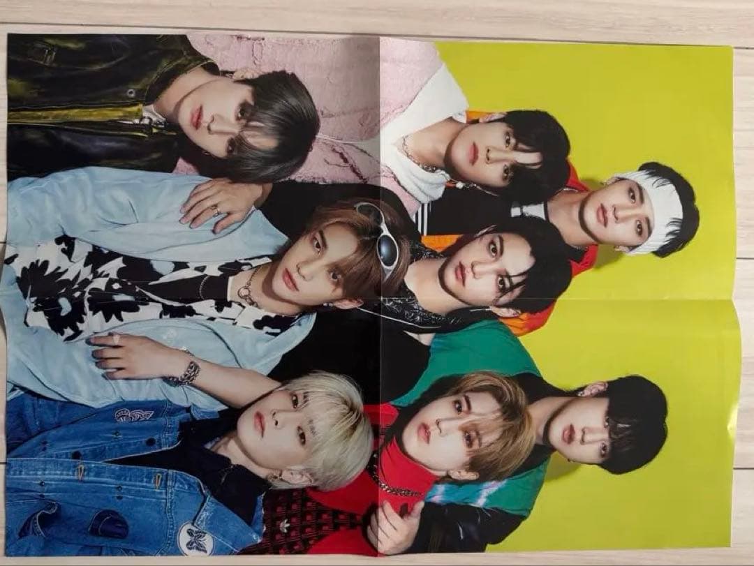 Stray Kids トレーディングカード 30枚以上 ポスター付き