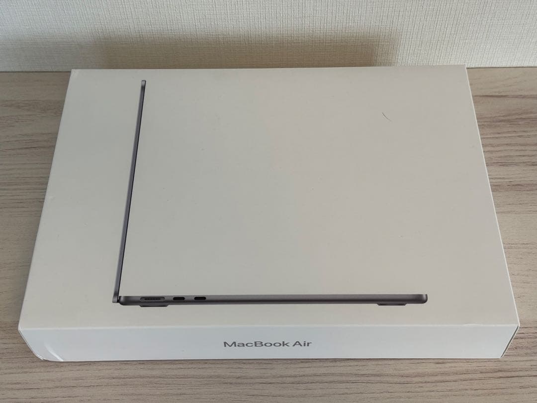 MacBook本体 Apple MacBook Air M2 8GB
