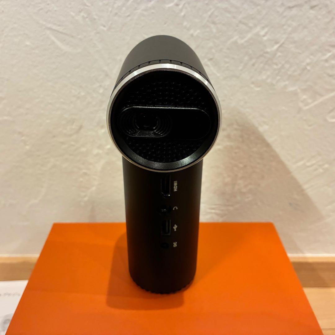 美品‼️Funlogy モバイルプロジェクター X-03