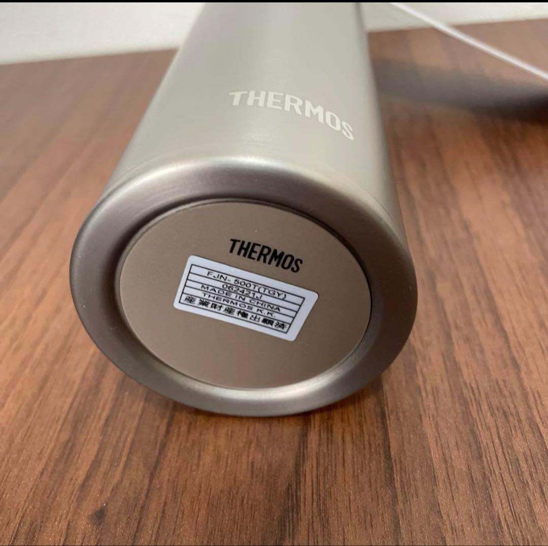 【★新品未使用品★】THERMOS チタン製水筒 FJN-500T 500ml