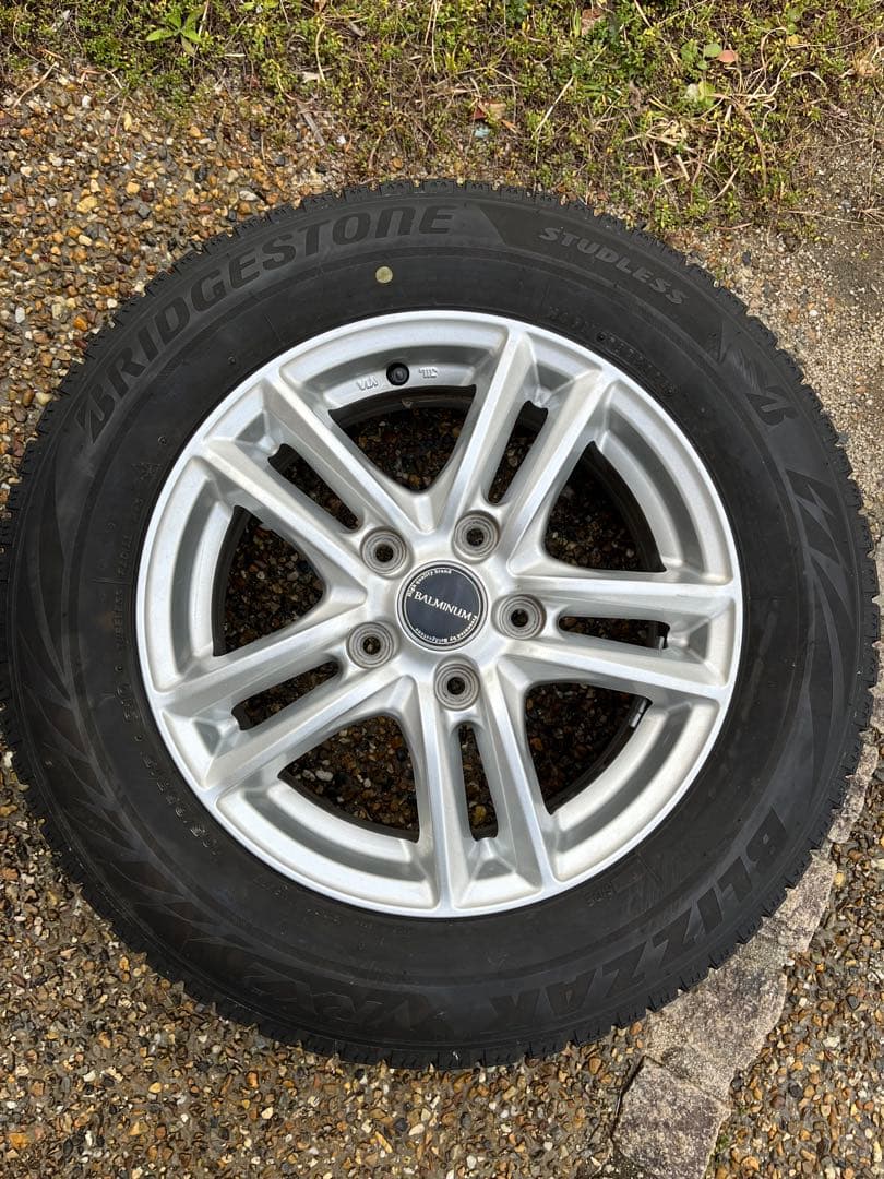 ブリヂストン バルミナ ブリザック スタッドレスセット195/65R15