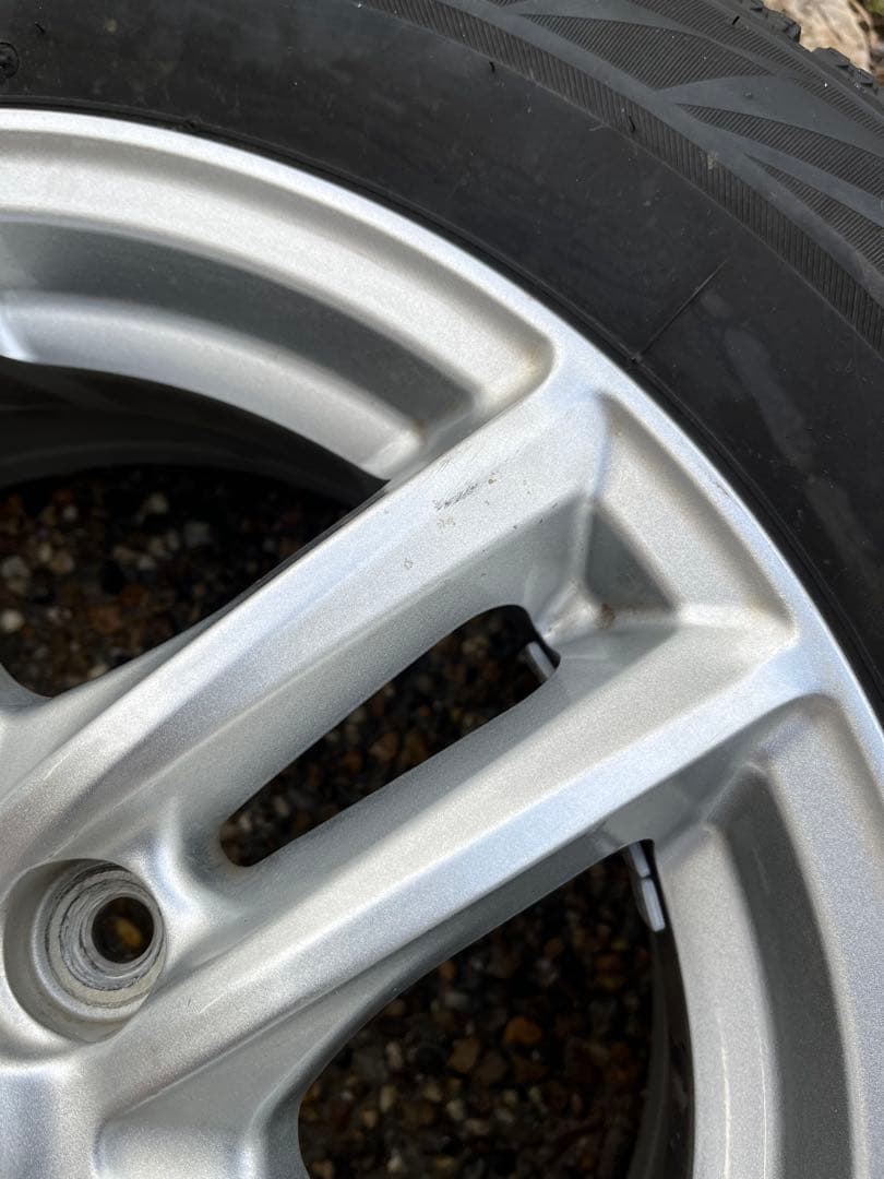 ブリヂストン バルミナ ブリザック スタッドレスセット195/65R15