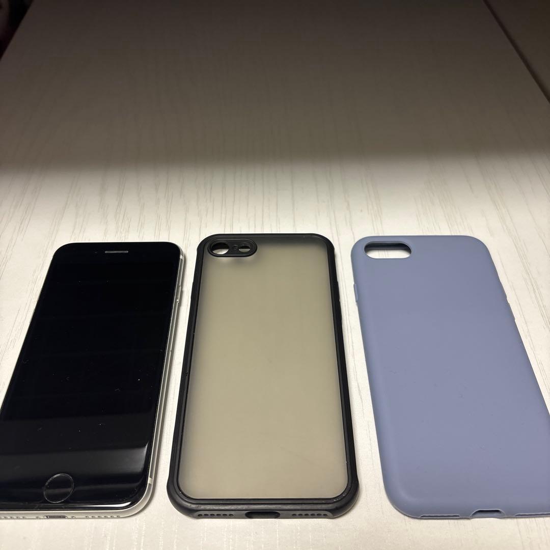 Apple iPhone SE第二世代 ケース2個おまけ付き