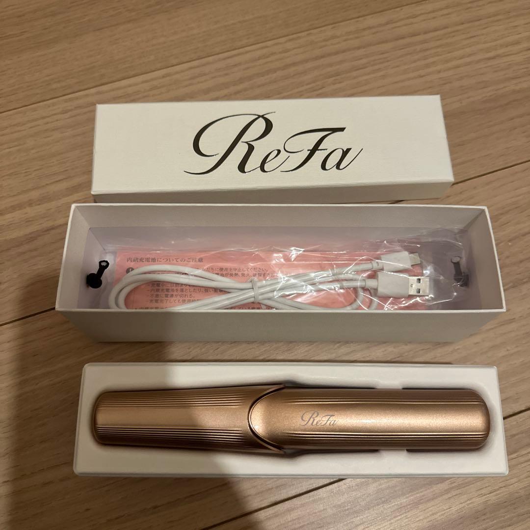 リファコードレスアイロン　新品未使用