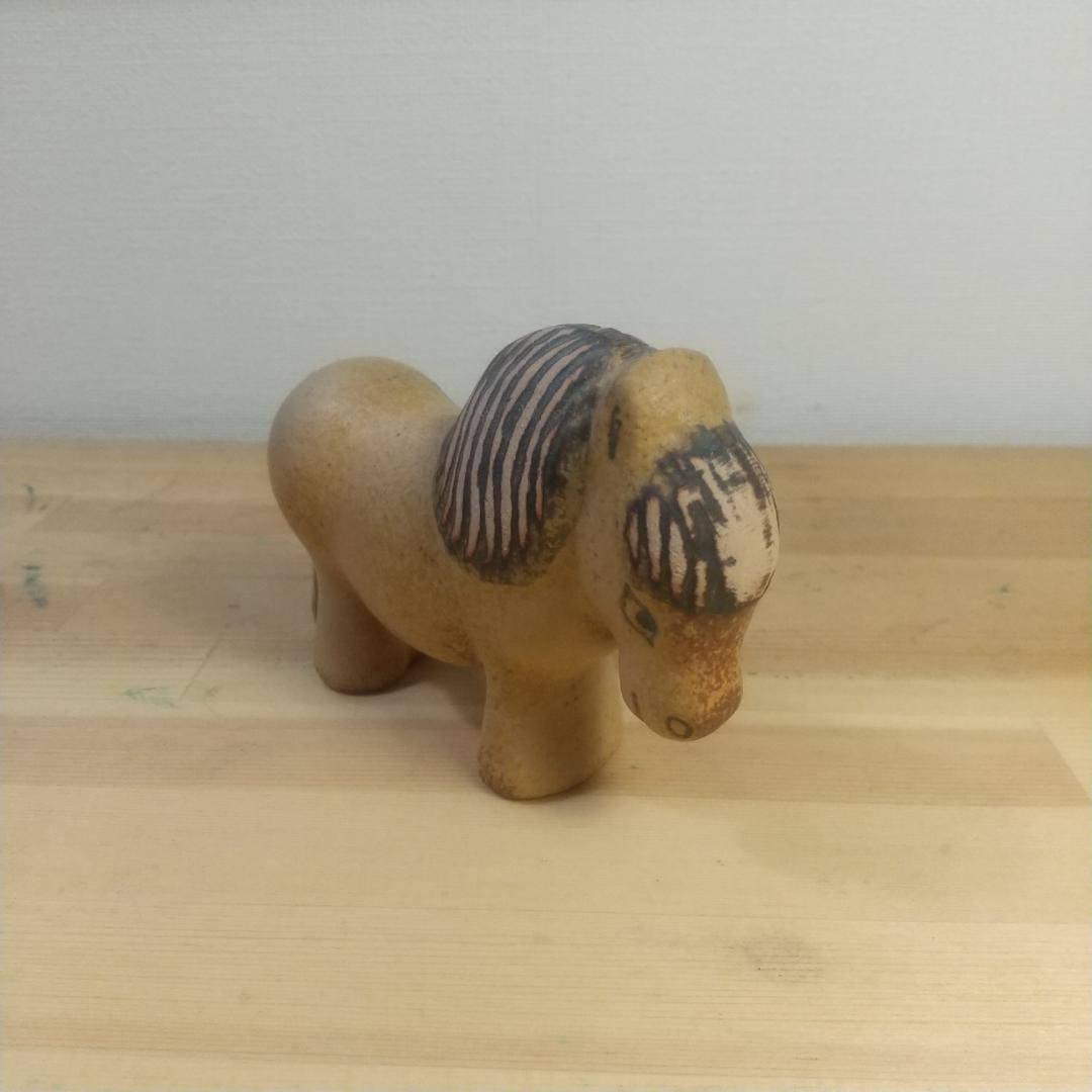 リサ・ラーソン ポニー