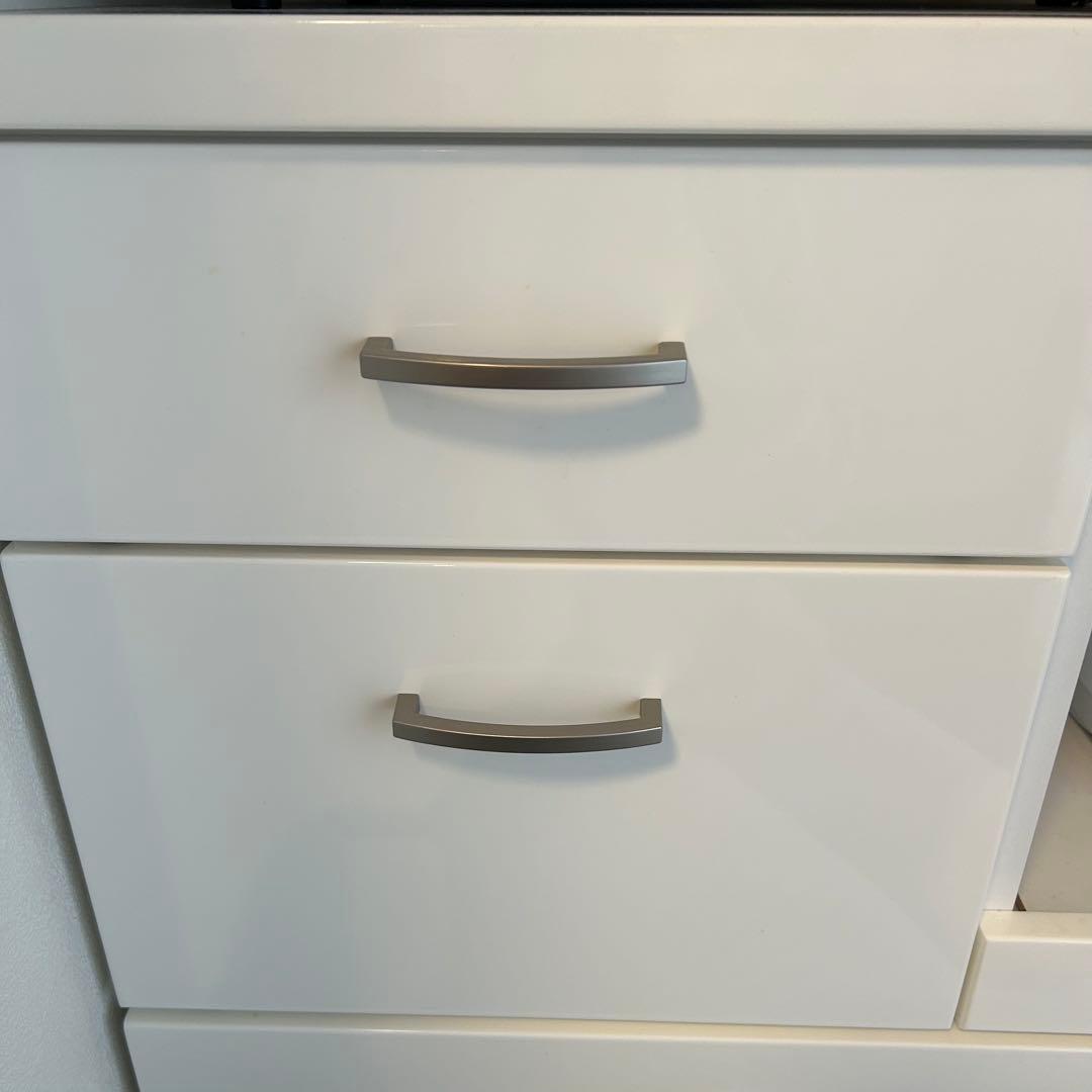 【最終値下げ★5/4まで限定出品】送料込み ニトリ ホワイトガラス扉付き食器棚