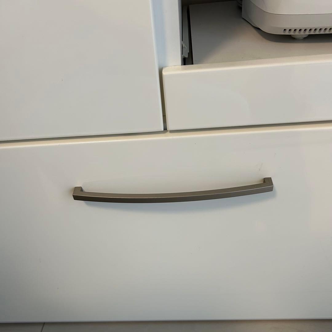 【最終値下げ★5/4まで限定出品】送料込み ニトリ ホワイトガラス扉付き食器棚