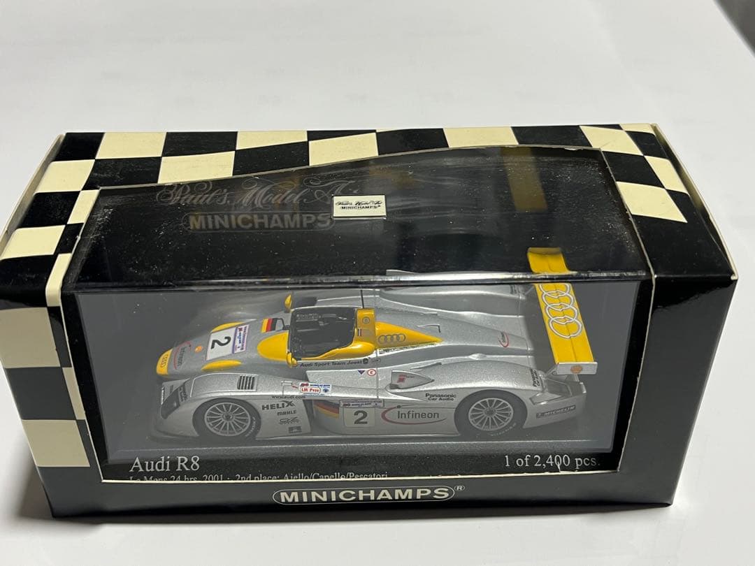 【MINICHAMPS 】Audi R8 8台セット