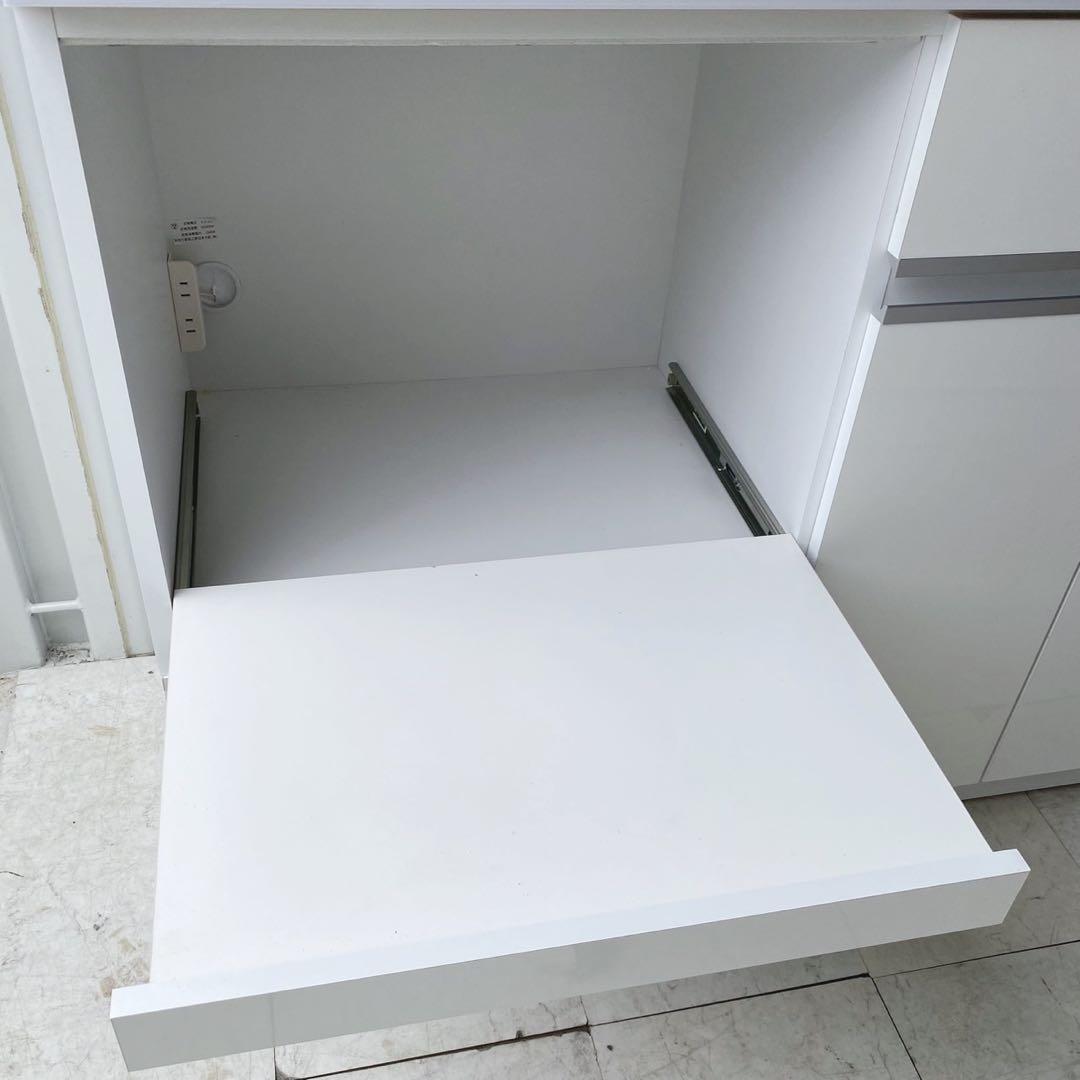 取付無料！ソフトクローズ おしゃれホワイトインテリアキッチンボード 食器棚✨