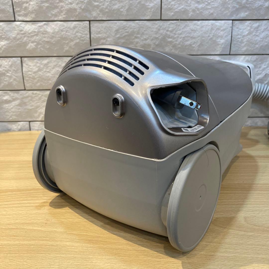 krama41311　日立　掃除機　CV-KP900K 【T19385】