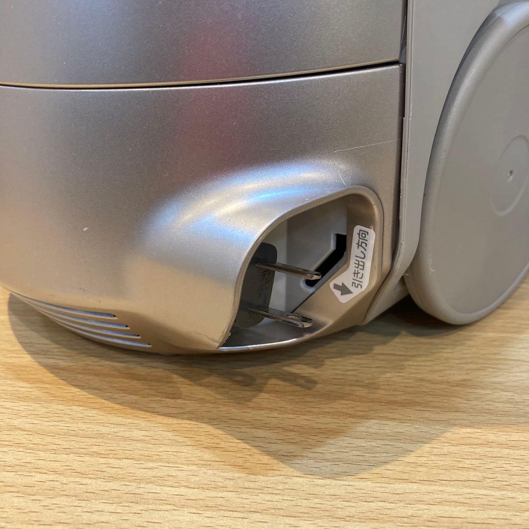 krama41311　日立　掃除機　CV-KP900K 【T19385】