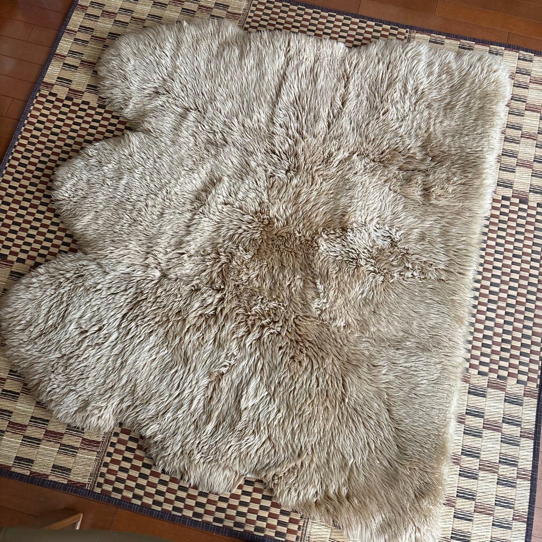 ムートンラグ ベージュ 約165cm x 140cm