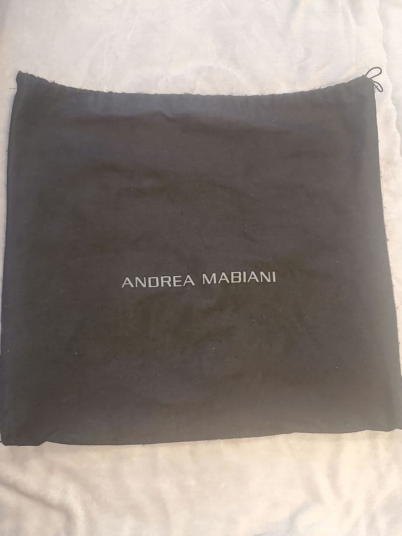 アンドレアマビアーニレザーバッグ