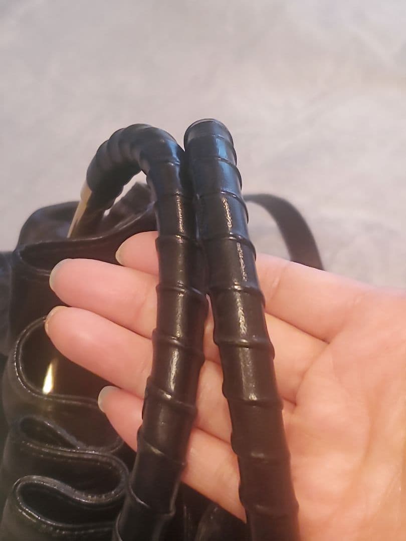 アンドレアマビアーニレザーバッグ