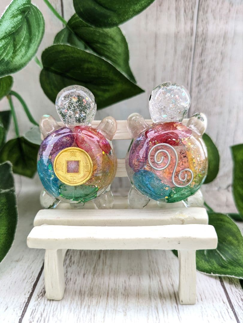 【つる927】オーラクォーツのあかい恐竜ちゃん形オルゴナイト☆他５点