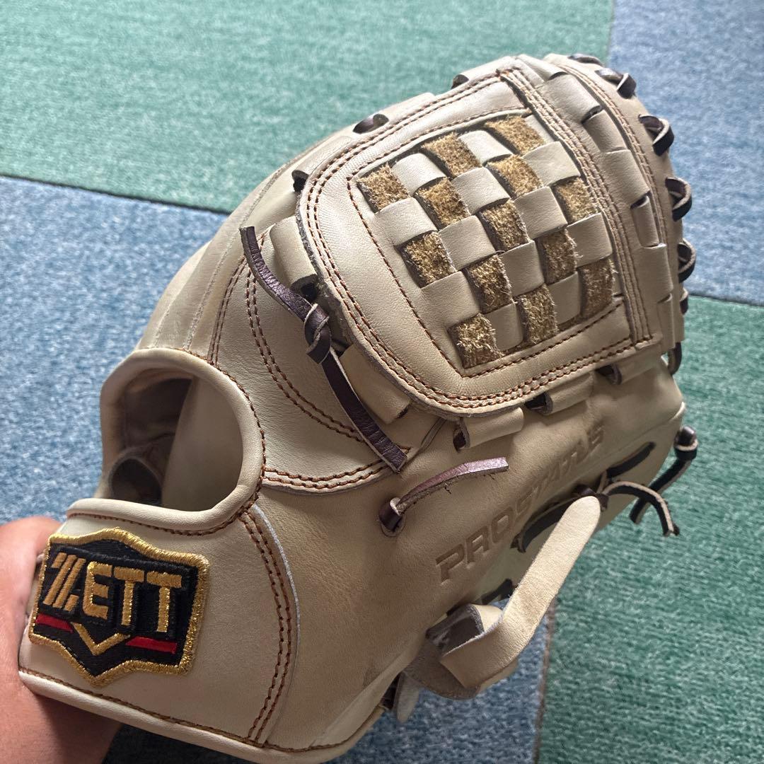 軟式グローブ、源田モデル