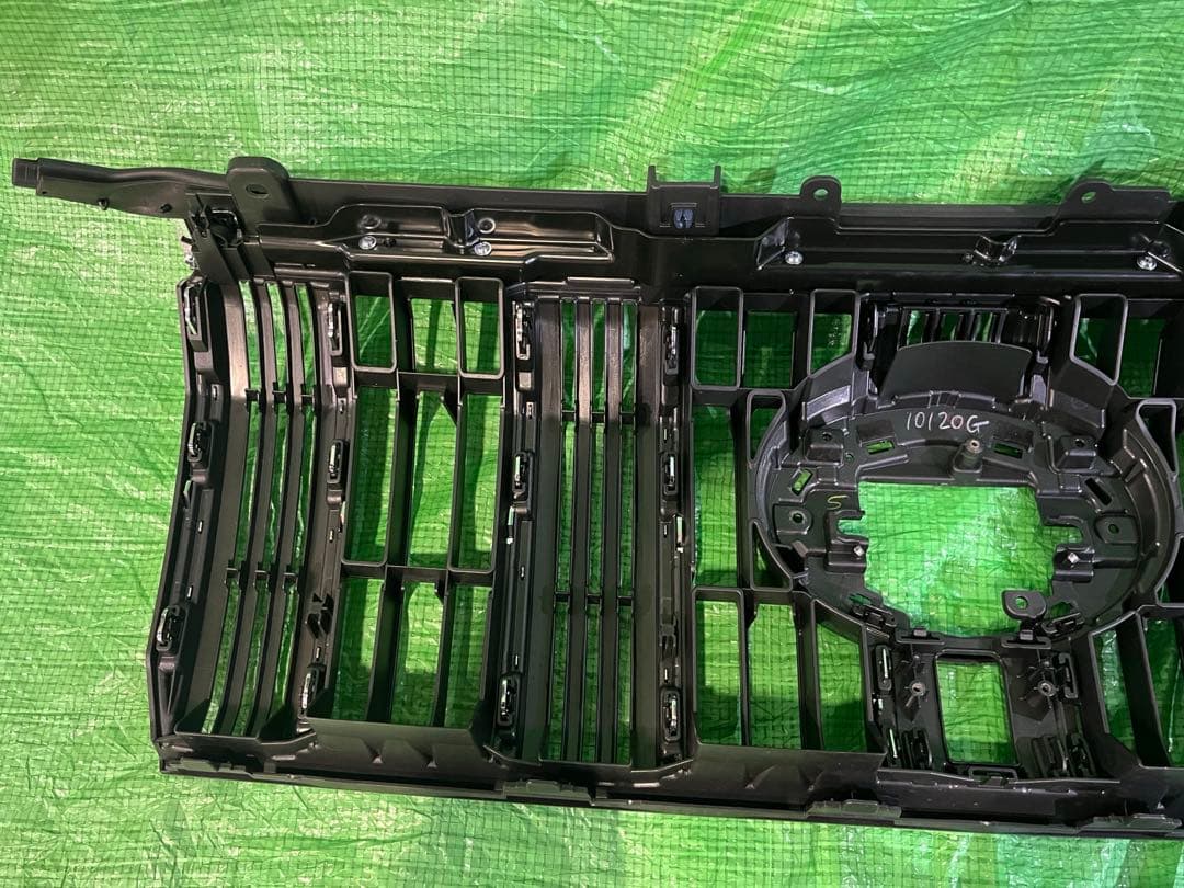 ちょーじ　ランドクルーザープラド　150系　後期　純正フロントグリル