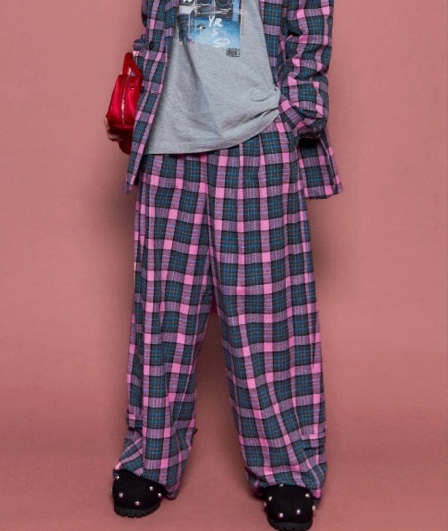 MAISON SPECIAL ループチェック2タックパンツ