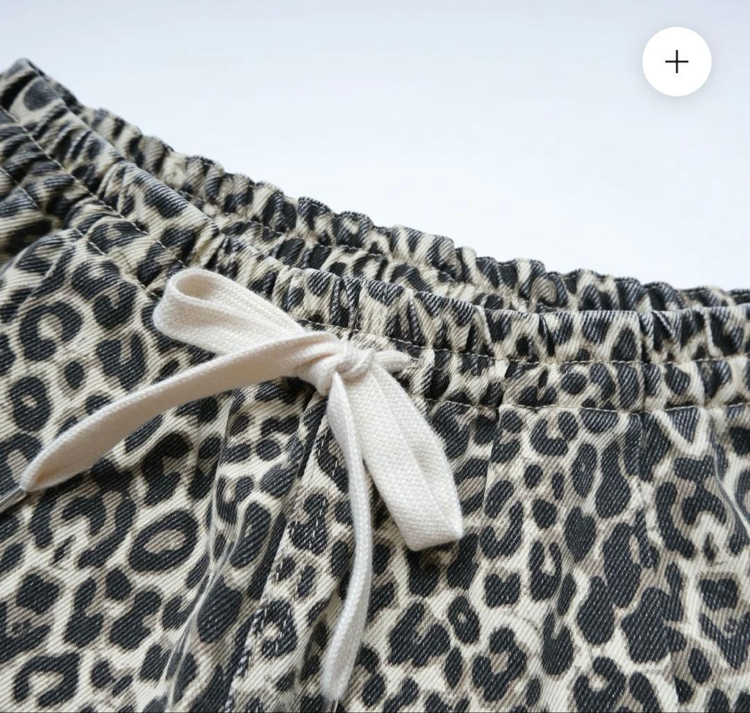 ウエストギャザーCanvasストレートパンツ